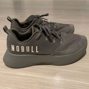 Size 10 Rarely Worn No Bull Sneakers